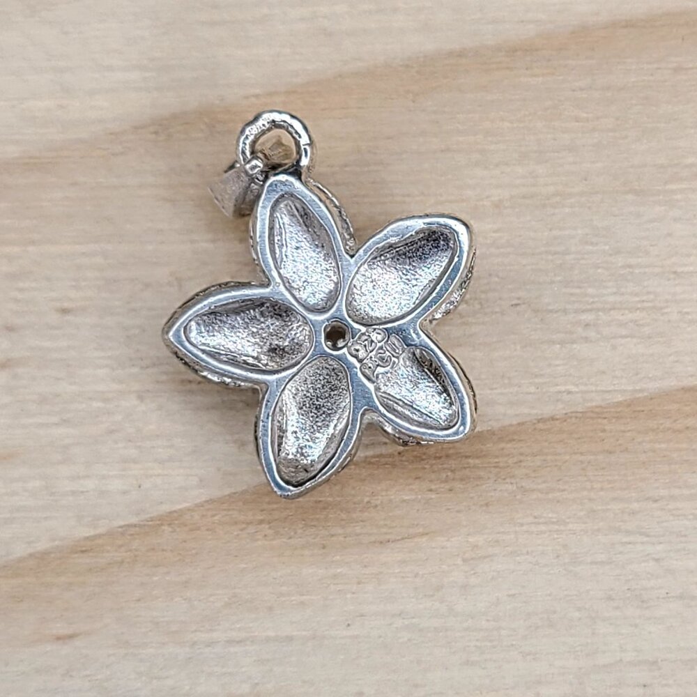 Vintage Sterling Silver Flower Pendant With Clear Rhinestone Accent .75" - Picture 8 of 8